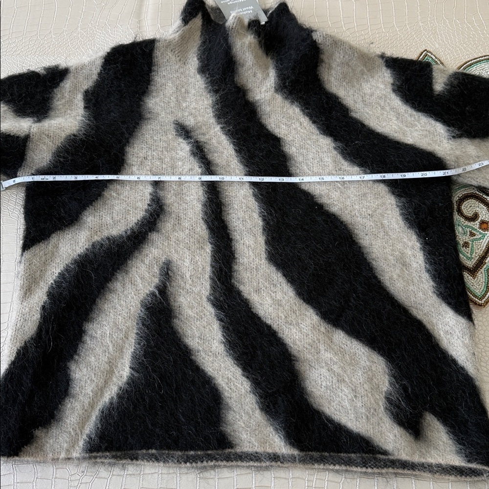 H&M EDITION MOHAIR-BLEND MOCK TURTLENECK SWEATER SIZE XS - Picture 8 of 11